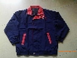 專業(yè)定制，彰顯企業(yè)風(fēng)采——全方位解析風(fēng)衣、廣告服、工作服、制服、工衣及普通工裝廠服定做